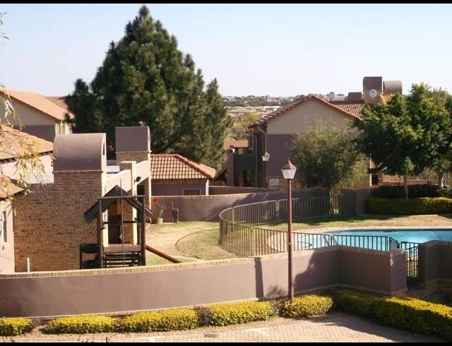 3 BEDROOM APARTMENT TO LET IN NOORDWYK